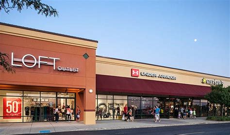coach factory store wisconsin